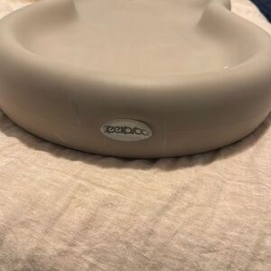 Keekaroo changing pad - tan